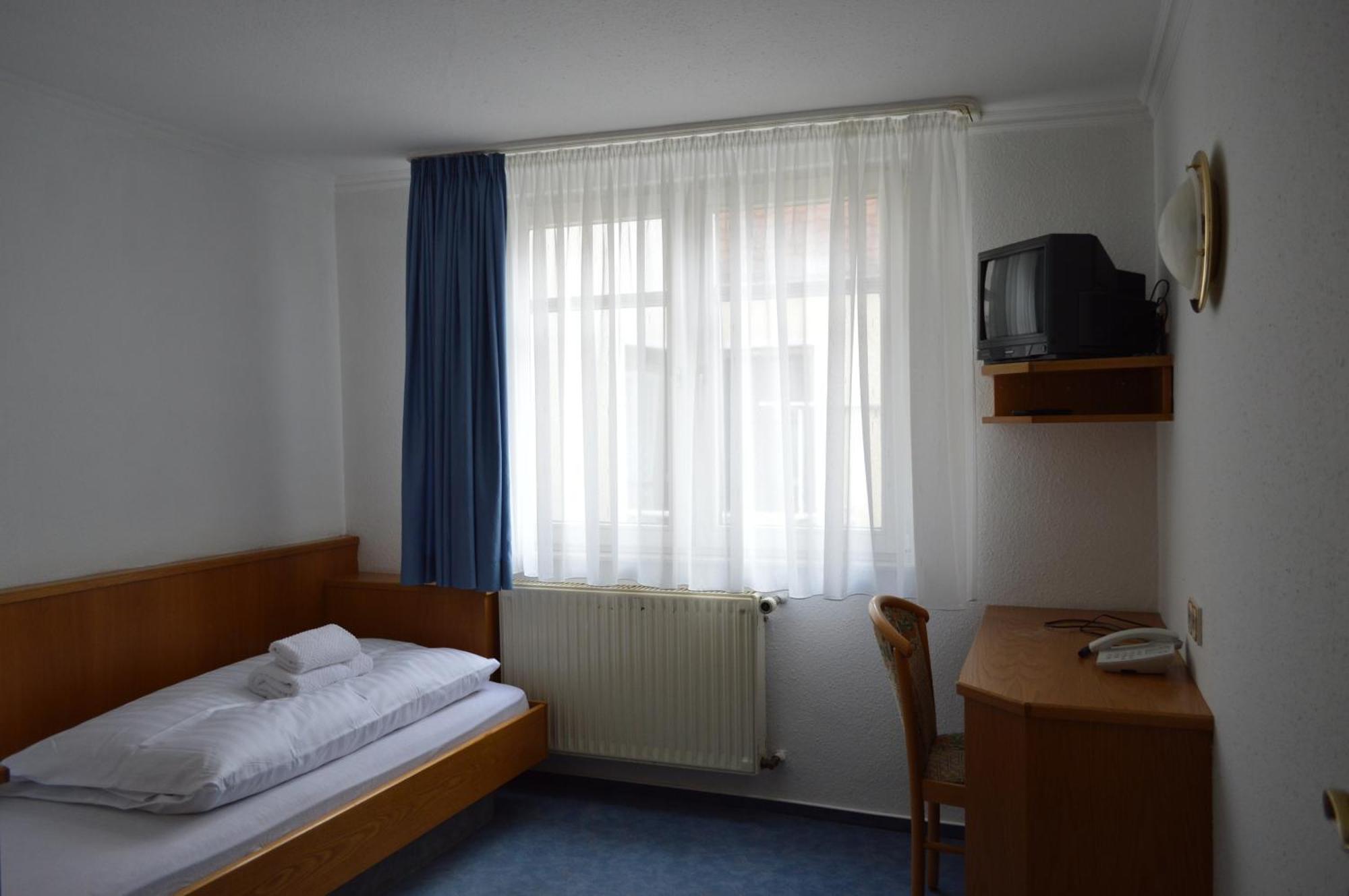 Gasthof Hotel Loewen Bad Buchau Buitenkant foto