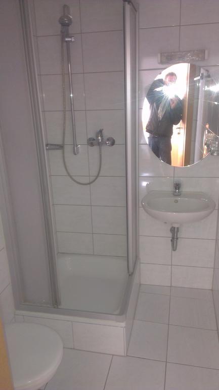 Gasthof Hotel Loewen Bad Buchau Kamer foto